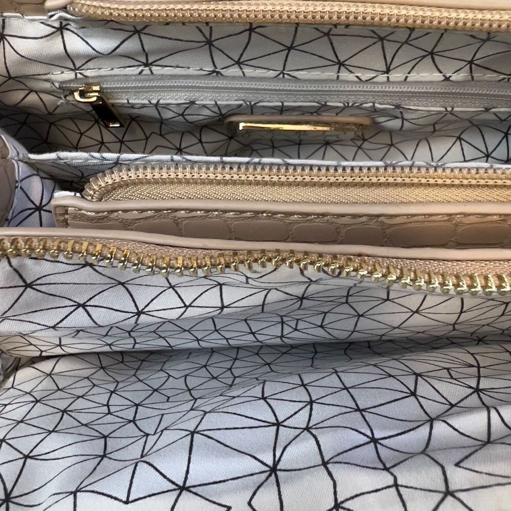 Moda Luxe Layne Backpack Nude Color Embossed - Picture 15 of 16